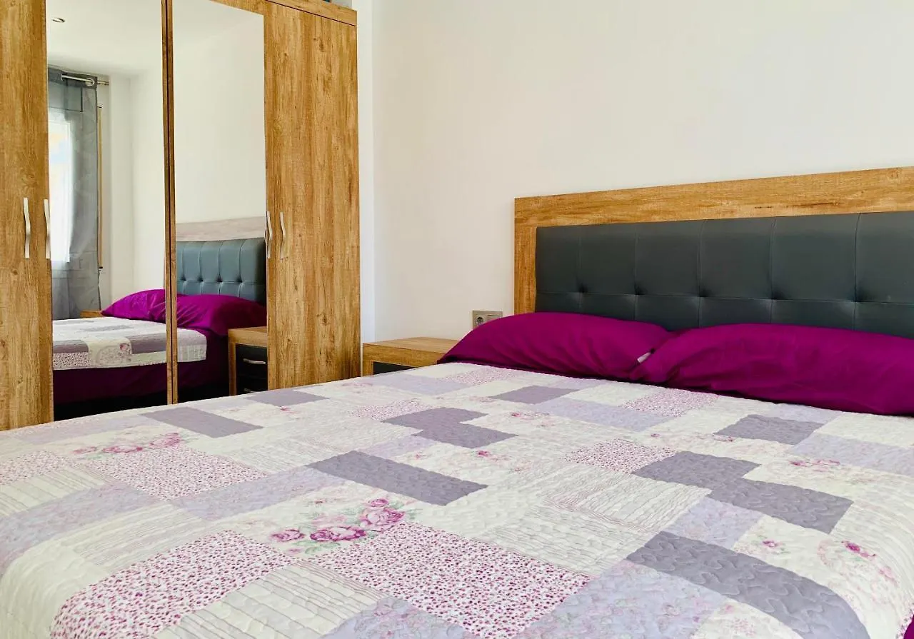 Home Avenida סאלו ספרד